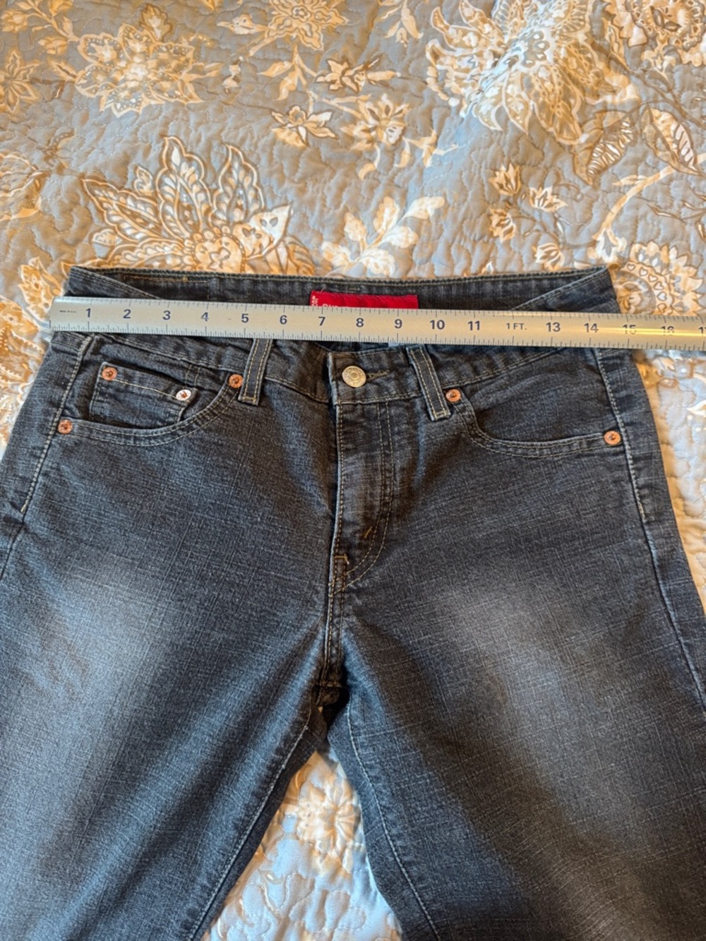 Y2K Levi's Black Wash 518 Flare Jeans. Size 5 Jr. S 29” inseam - Picture 8 of 10